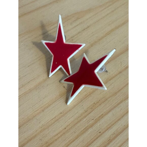 Red Star Shaped Enamel Stud Earrings For Women - Picture 6 of 6
